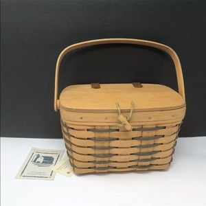 Longaberger Basket Handled Basket 1995